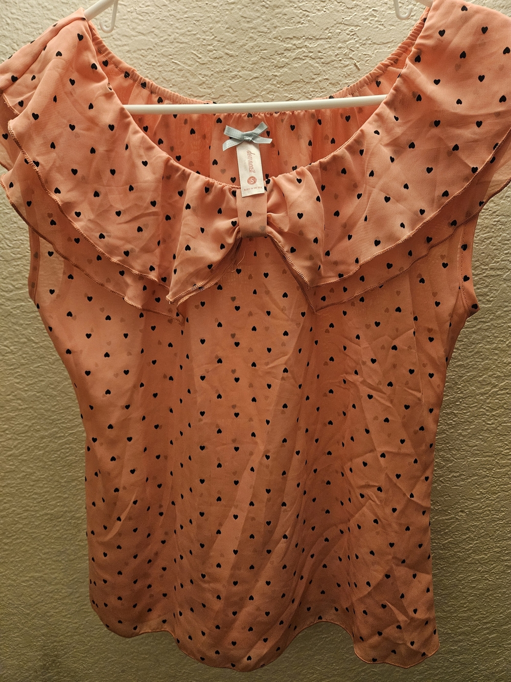 DownEast Peach Ruffle Collar Heart-Print Sleeveless Top